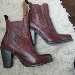 Bed Stu Burgandy Boots